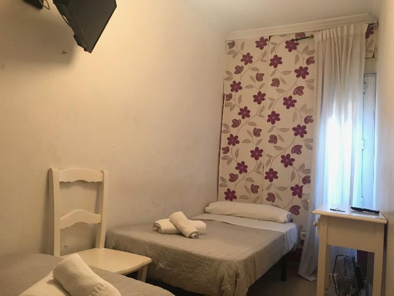 מדריד Hostal La Estrella מראה חיצוני תמונה