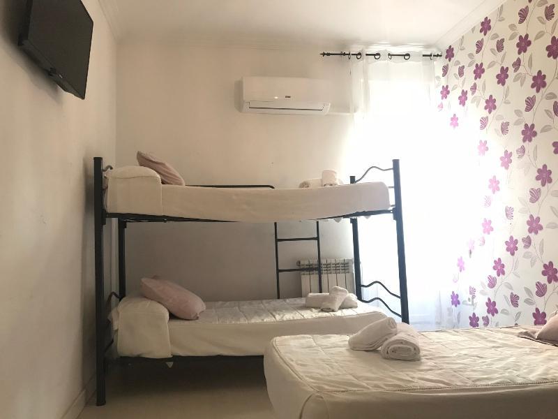 מדריד Hostal La Estrella מראה חיצוני תמונה